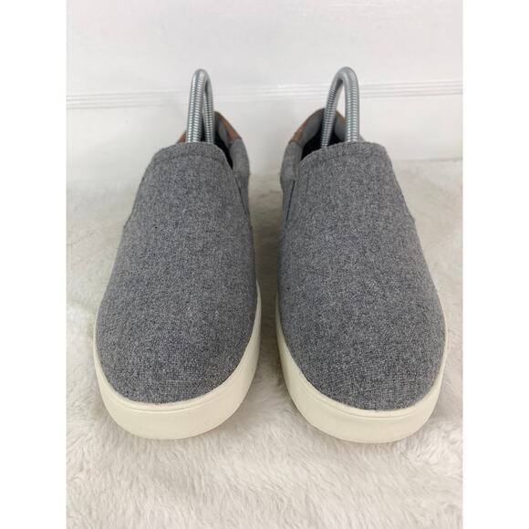 Dr Scholl's Shoes Womens 8.5 M Madison Casual Slip On Loafer Grey Fabric Flats - Picture 2 of 8